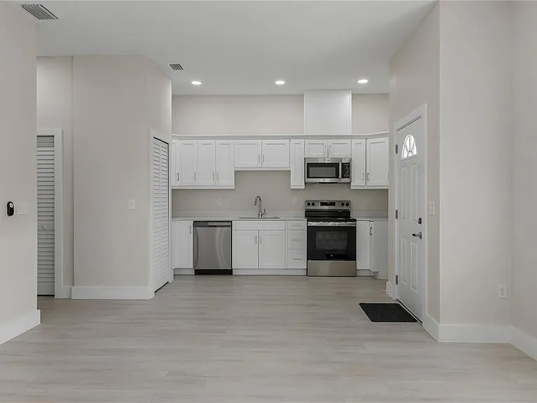 6974 Belltree Ct — Photo 4
