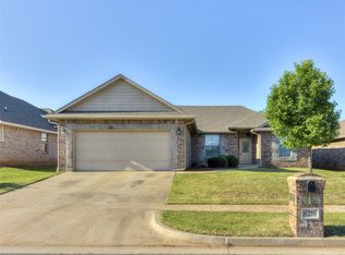 8216 NW 160th Ter, Edmond, OK 73013