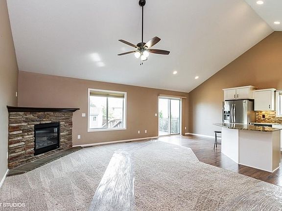 4th image of 1301 Caitlin Ct SE