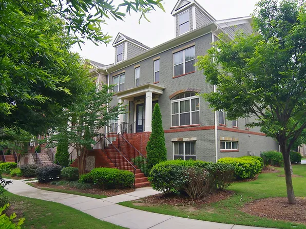 1734 Breyerton Dr, Atlanta, GA 30329