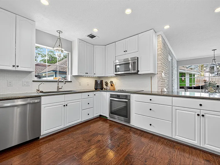 3602 Blue Cypress Dr — Photo 13