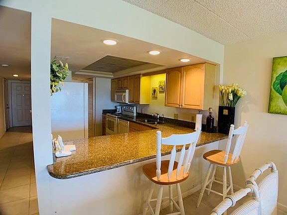 3rd image of 708 Padre Blvd #103