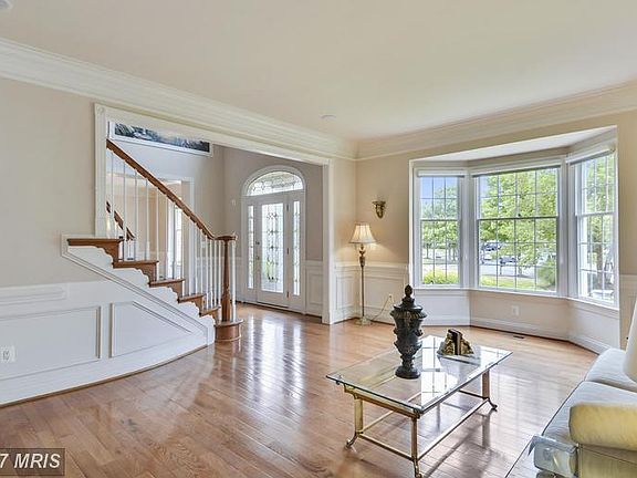 5th image of 15057 Sawgrass Pl