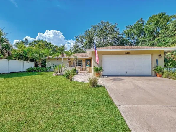 1712 Shell Dr, Englewood, FL 34223