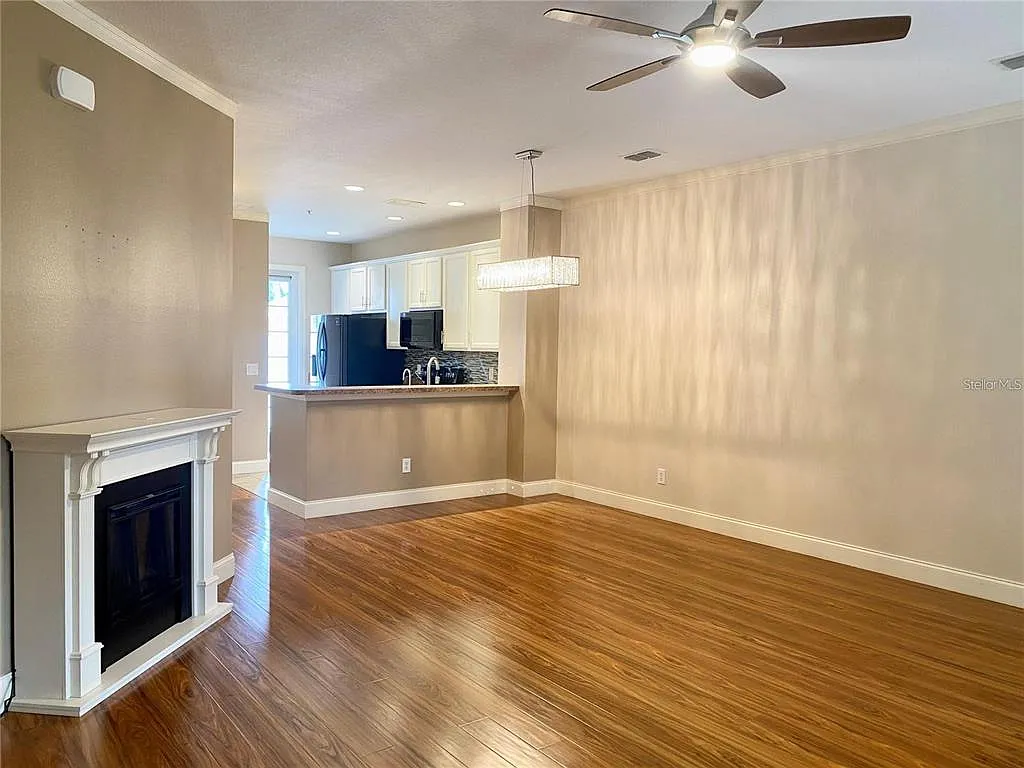 4 bed, 2.5 bath, 1648 sqft, $2,750 — Photo 4