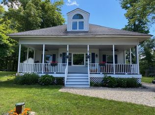 119 E Shore Culver Rd, Branchville, NJ 07826