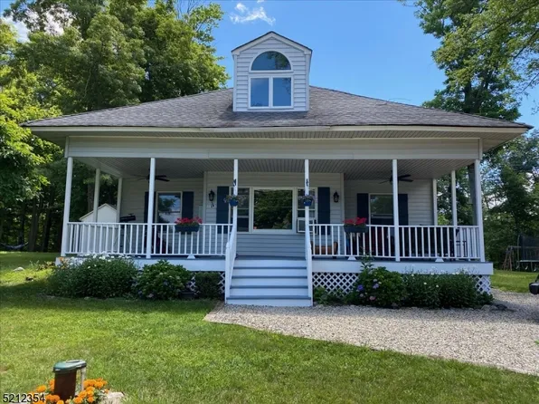 119 E Shore Culver Rd, Frankford Twp., NJ 07826