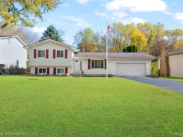 2170 Mattie Lu Dr, Auburn Hills, MI 48326