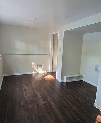 3rd image of 550 Howard St