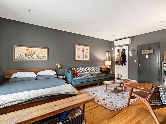 3rd image of 504 Humboldt St #2B
