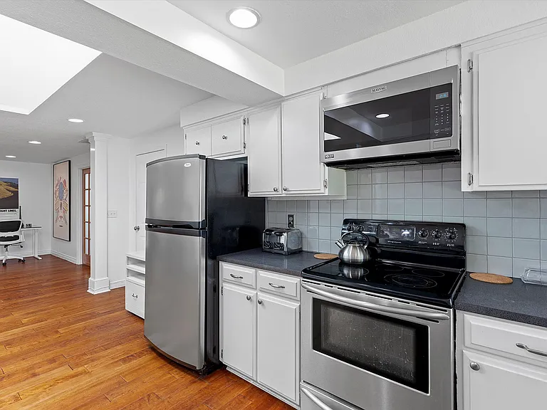 SW Oak Ct — Photo 8