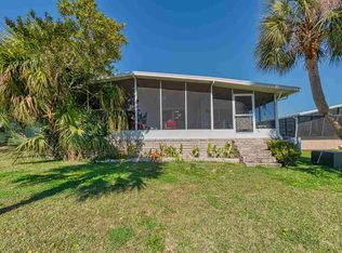 37 Connie Dr, Crawfordville, FL 32327