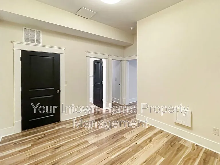 1867 Gordon Mnr NE — Photo 11