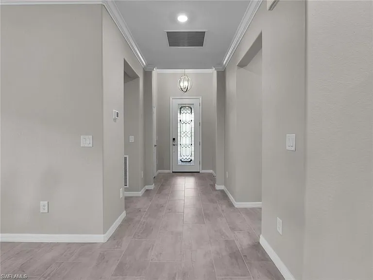 19527 Utopia Ln — Photo 5