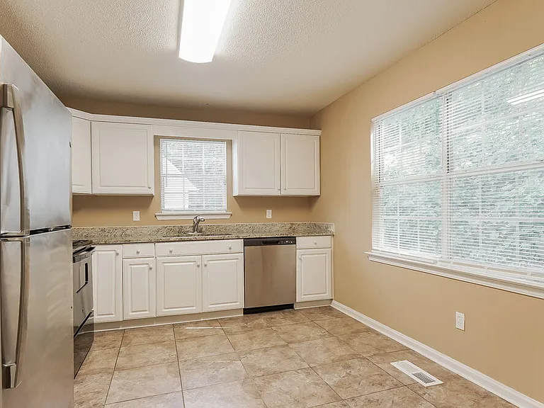 927 Rich Rd — Photo 8