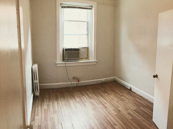 5th image of 2618 Grove Ave APT 105