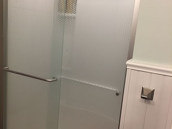 First floor bathroom 