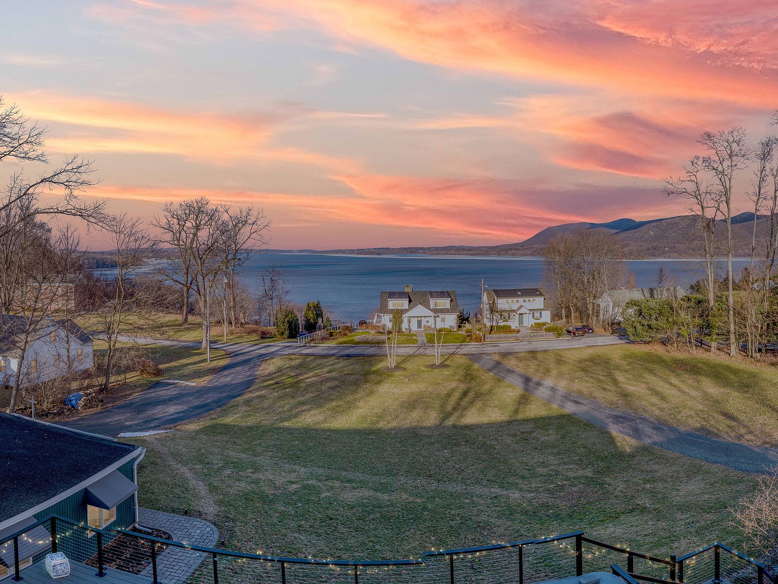 8 Riverside Dr, Cornwall On Hudson, NY 12520 Zillow