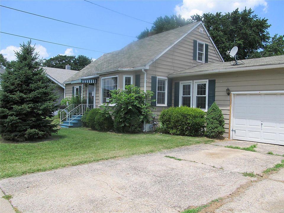 1st image of 2915 Pershing Blvd