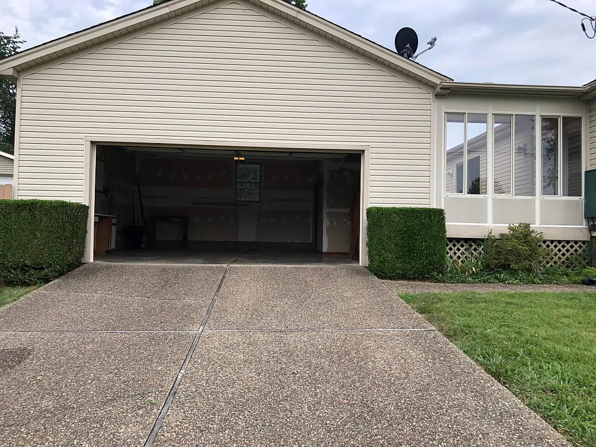 Building Photo - 6801 Spourtland Dr