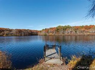 34 Montauk Hwy #2, Westhampton, NY 11977