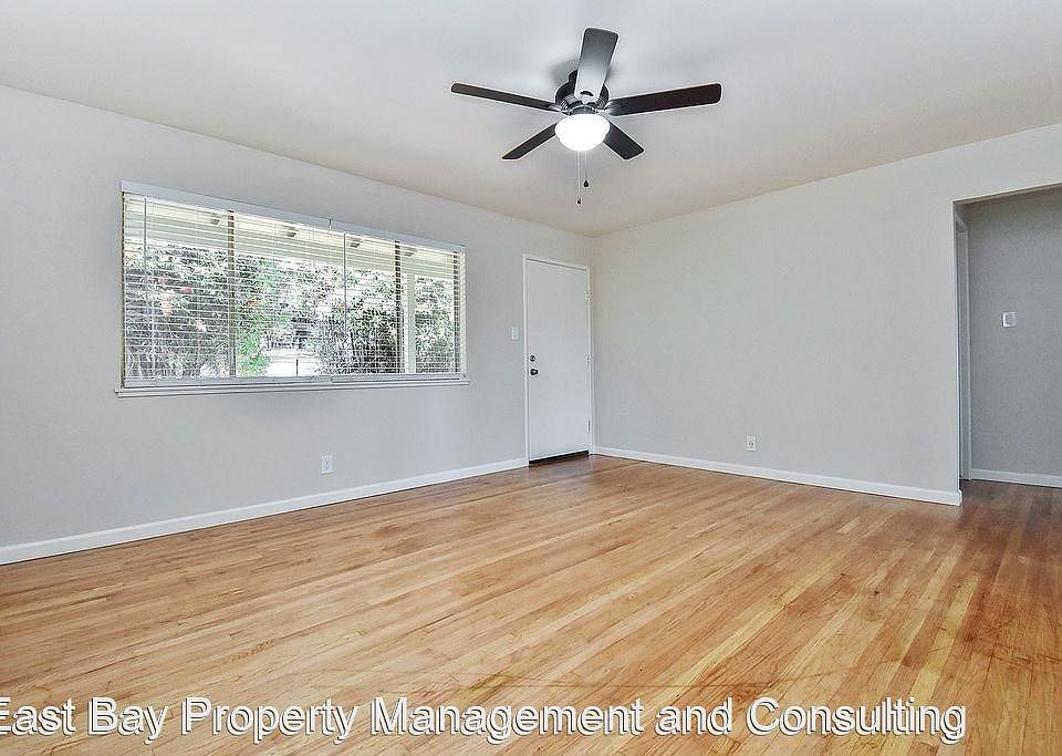 2nd image of 20864 Ashfield Ave