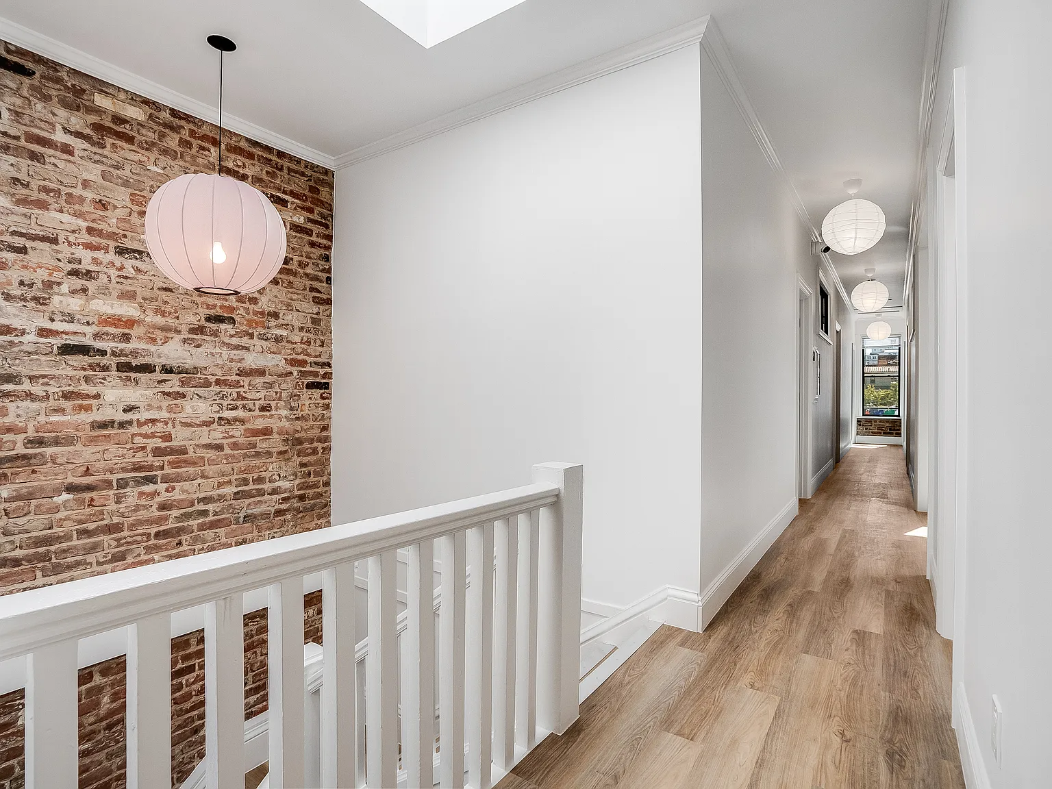 673 Broadway — Photo 1