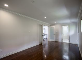 1625 Chippendale Rd, West Vancouver, BC V7S3G6