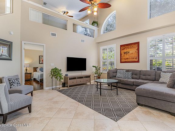 5th image of 3818 Saint Armens Cir