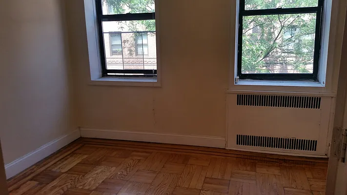 Rented by Lang Realty LLC | media 12