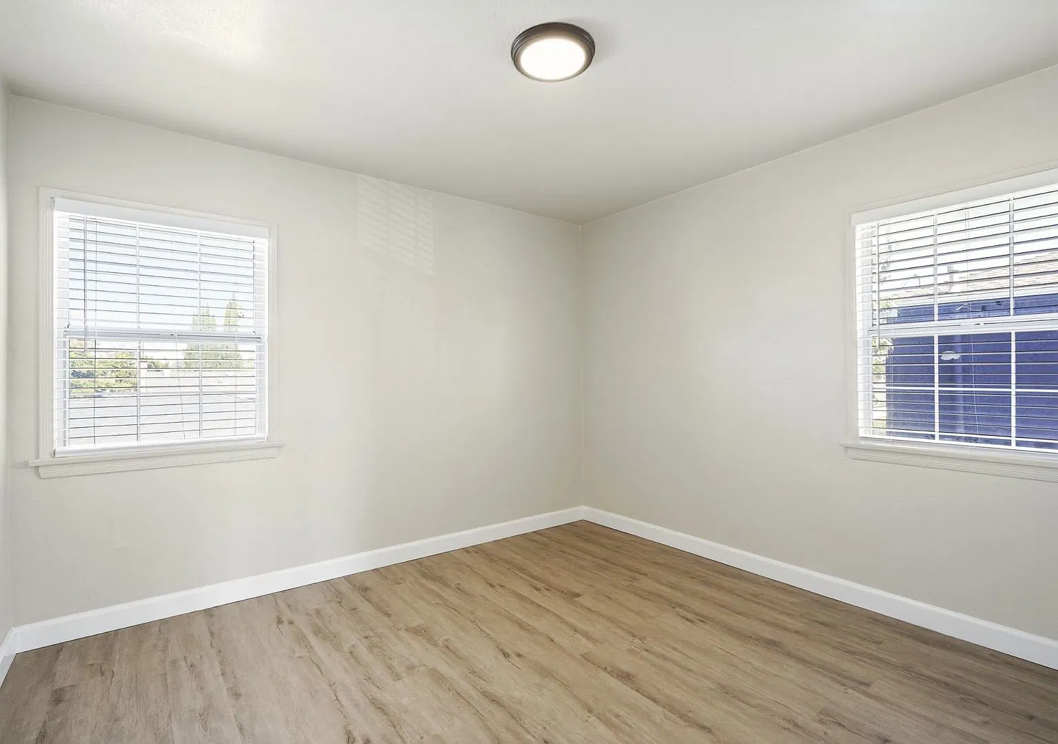 4451 Atlantic Ave. — Photo 4