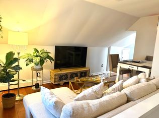 17 Betts Pl #3, Norwalk, CT 06855