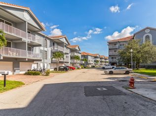 Cobblestone on The Lake Apartments - BU# 69593, Fort Myers, FL 33916