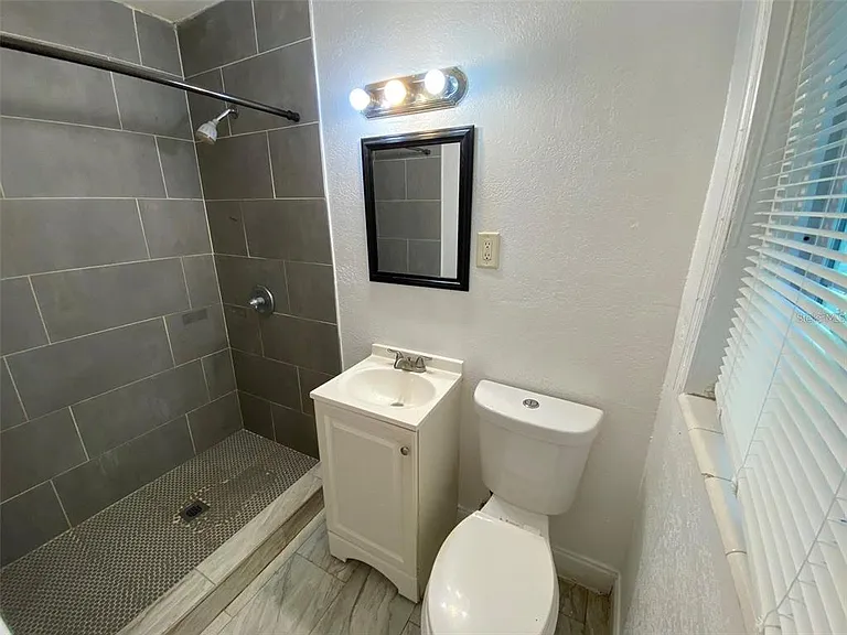 49 Orange Park Blvd — Photo 8
