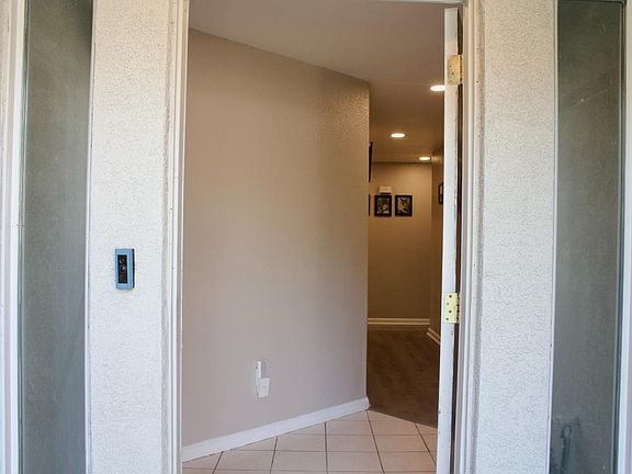 2nd image of 2046 Porter Way