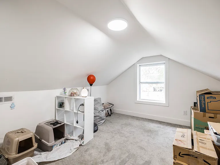 248 Morrison St — Photo 43