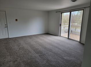 1001 Nanroc Dr APT 30, Mechanicsburg, PA 17055