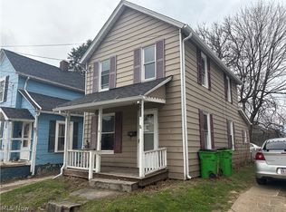 621 Creedmore Ave, Barberton, OH