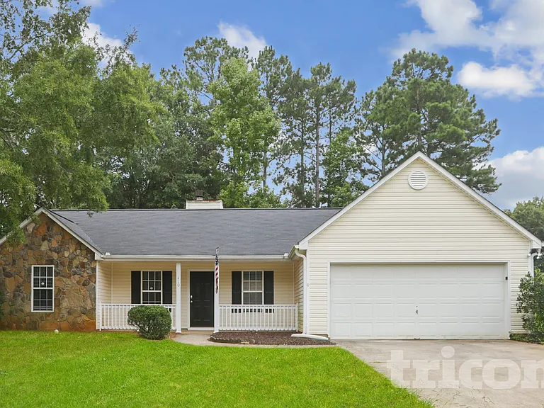 410 Red Oak Ct — Photo 1