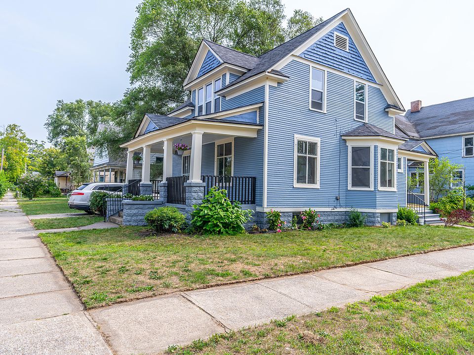 1141 Pine St, Muskegon, MI 49442 Zillow