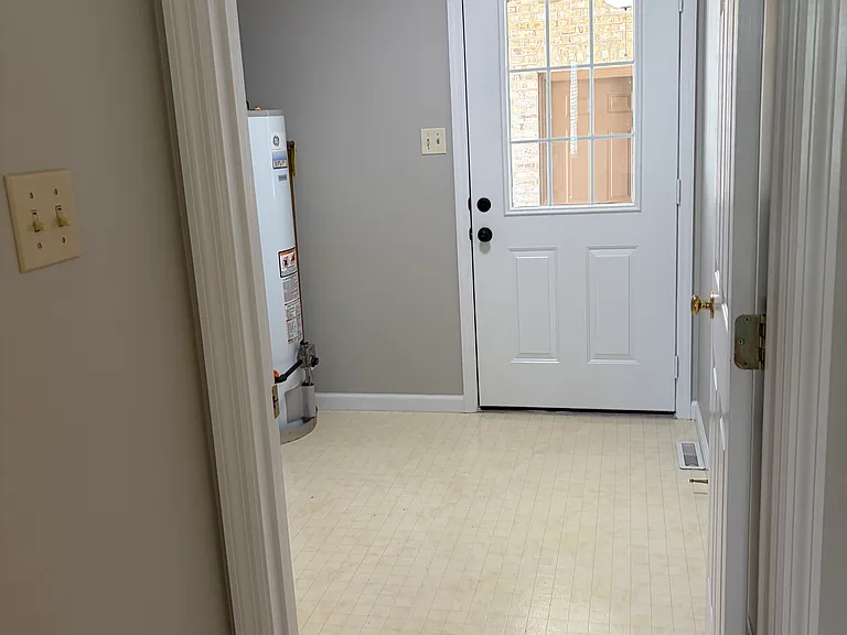 309 S Coleman Dr — Photo 5