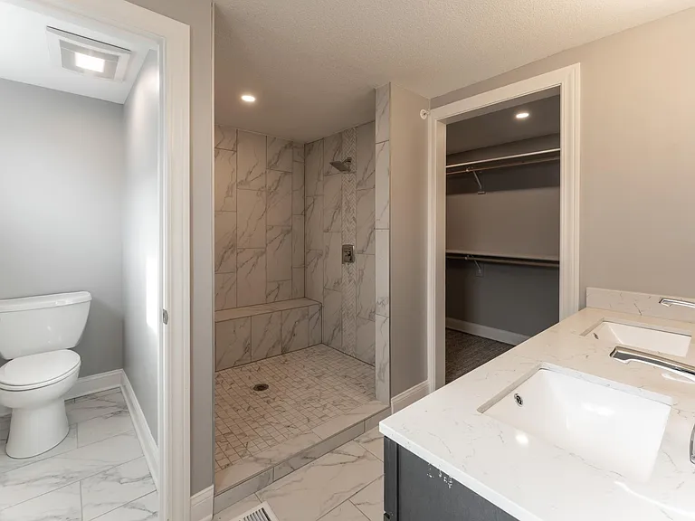 Plaza Townhomes — Photo 5