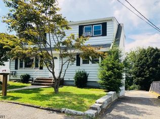 86 Jackson Ave, Woodland Park, NJ 07424