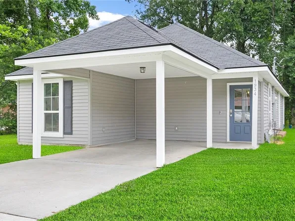 1934 S Ringer Ave, Gonzales, LA 70737