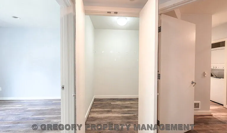 925 110th Ave NE #306 — Photo 28