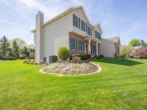 2nd image of 5355 Heather Glen Cir
