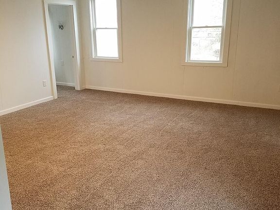 4th image of 2215 Main St #2