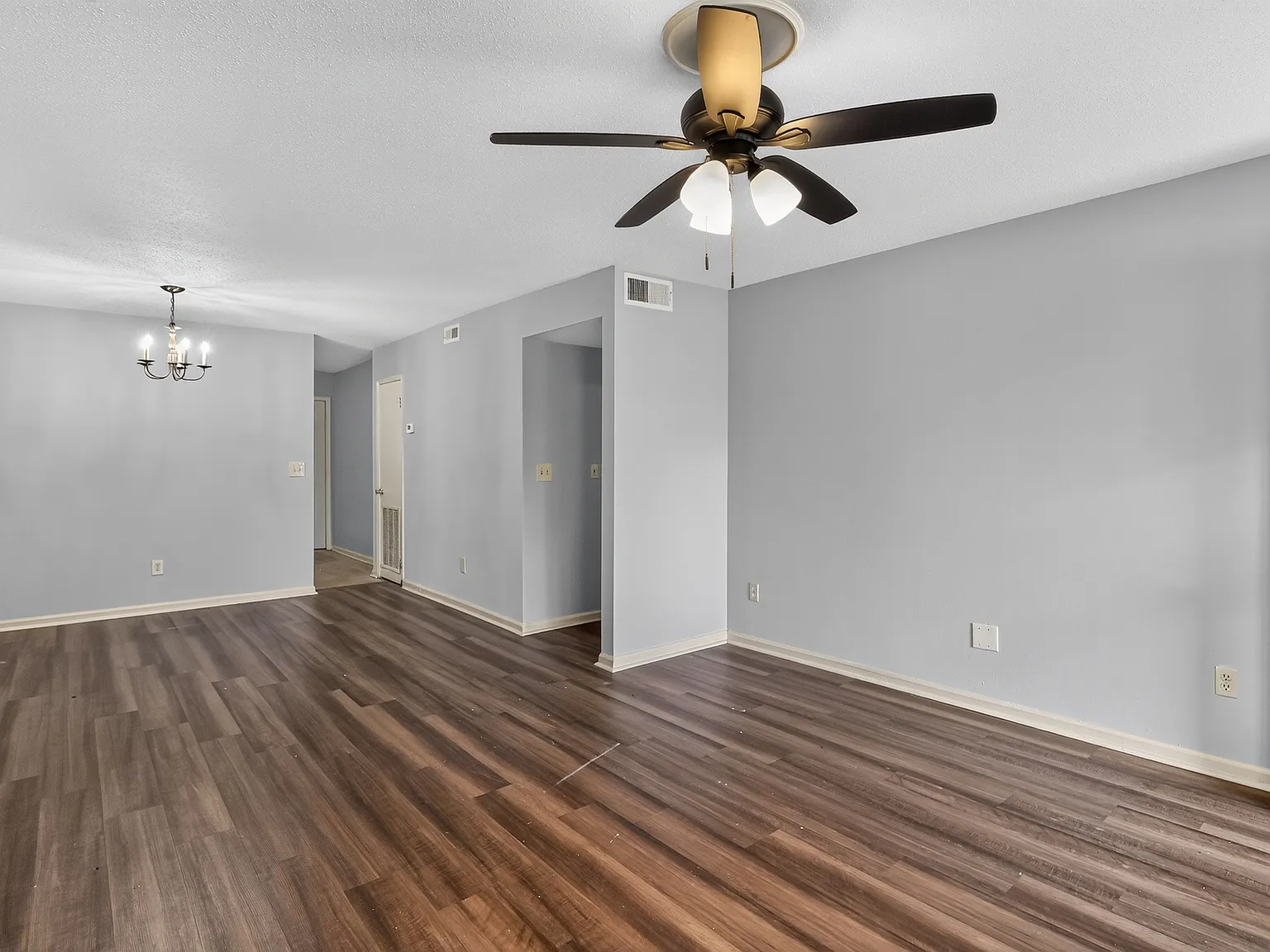 2 bed, 750 sqft, $850 — Photo 3