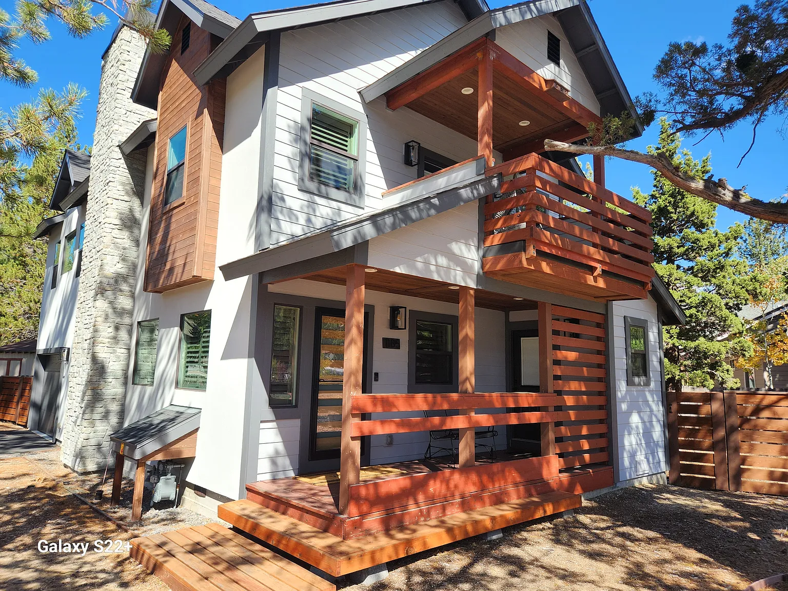 1185 Apache Ave — Photo 1