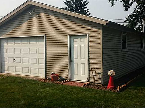 3rd image of 1543 W Main St